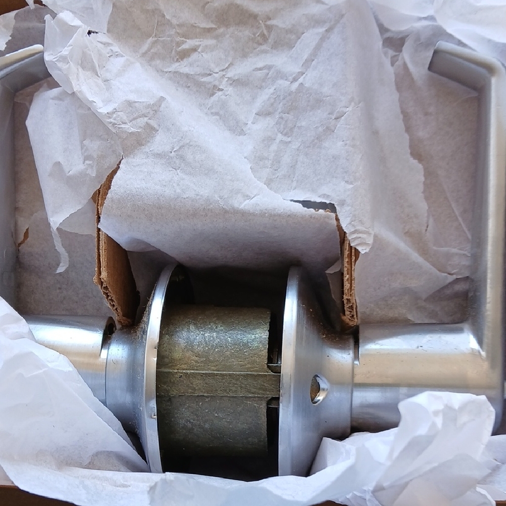 Metallic Industrial Component - Picture 4 of 6